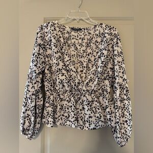 SHEIN Black and White Floral V-Neck Peplum Blouse